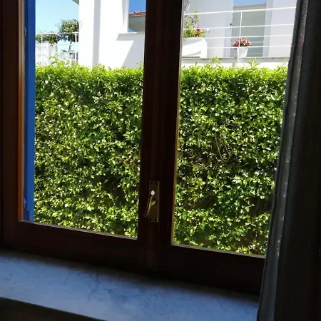Casa vacanze Beach The House With Green Lawns Mondello